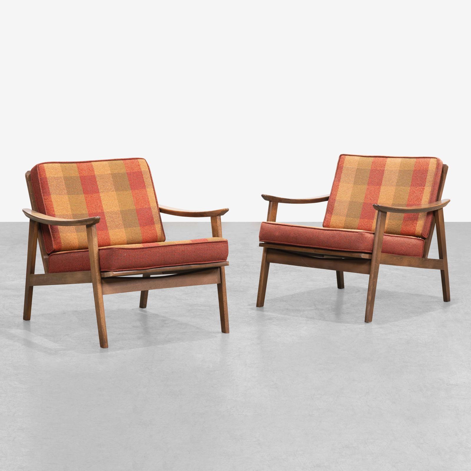 Vintage Lounge Chairs (1 of 6)