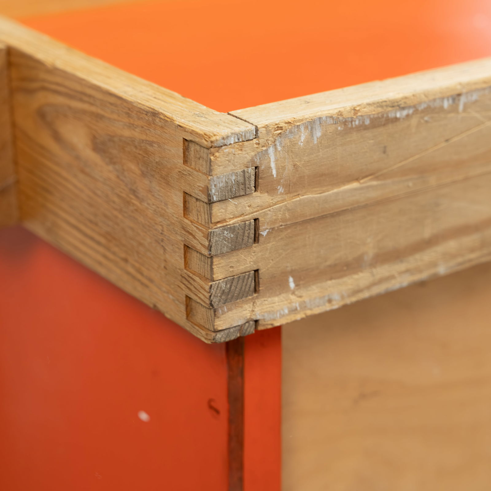 Scandinavian Pine Seating Group - 10