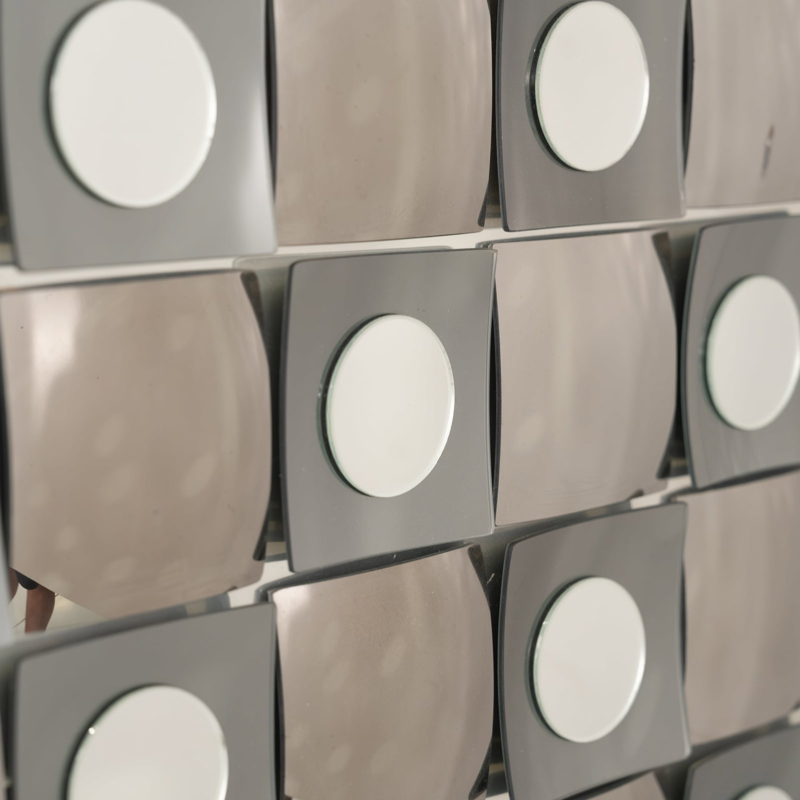 Hal Bienenfeld - Mirror - 5