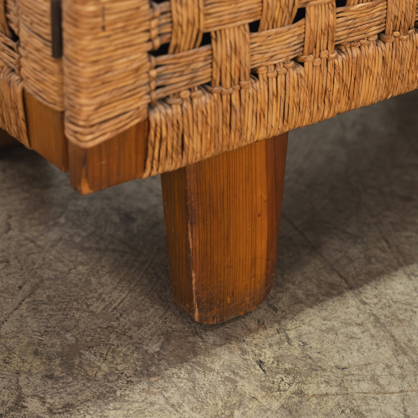 Michael Van Beuren - Cabinet - 5