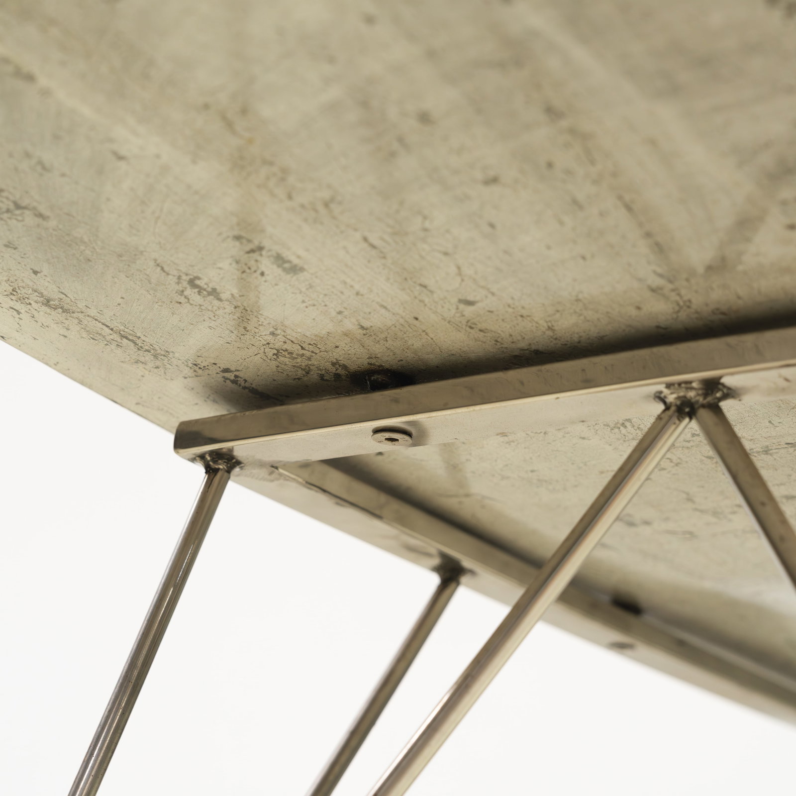 Jonathan Singleton - Desk - 12