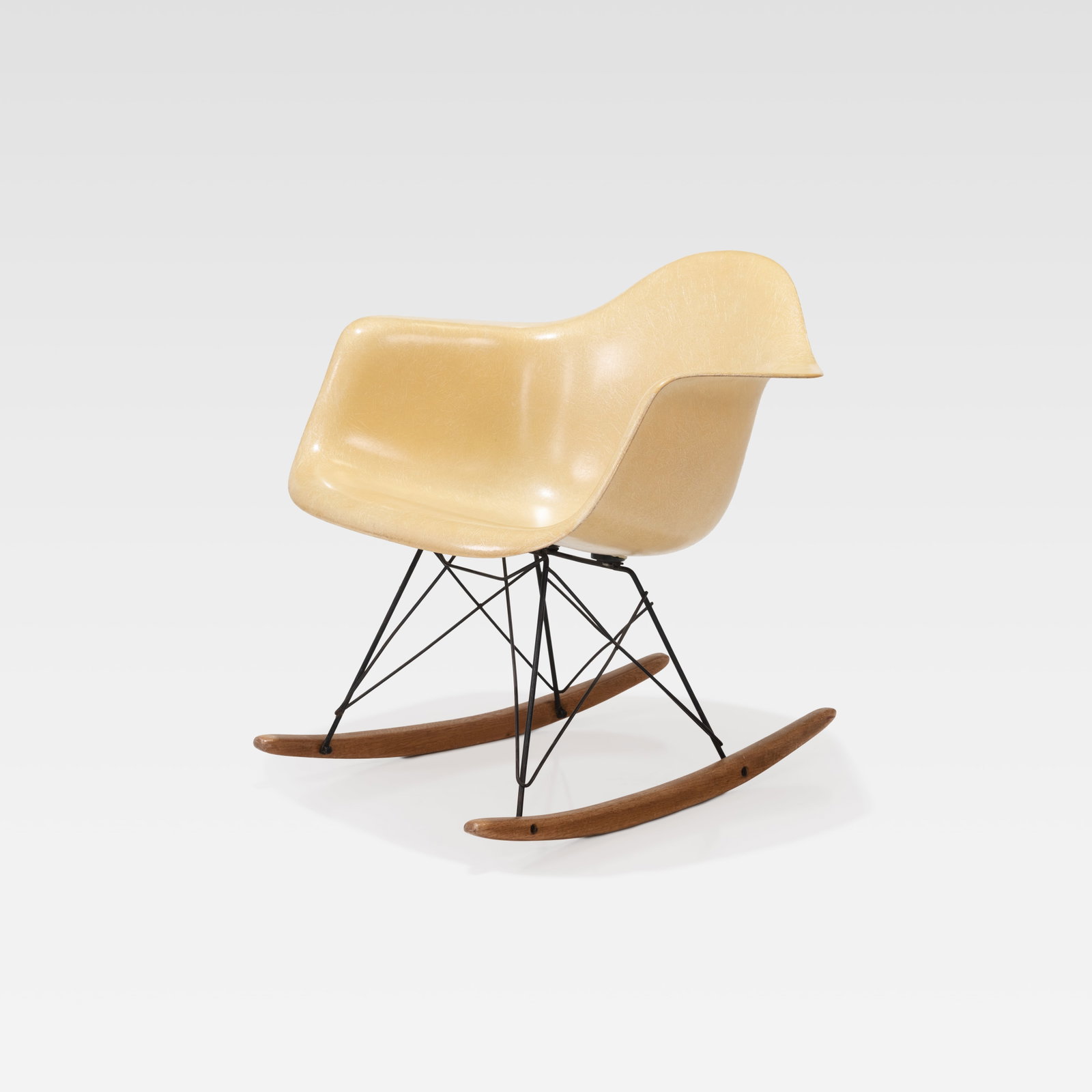 Charles & Ray Eames - RAR Chair (1 of 6)