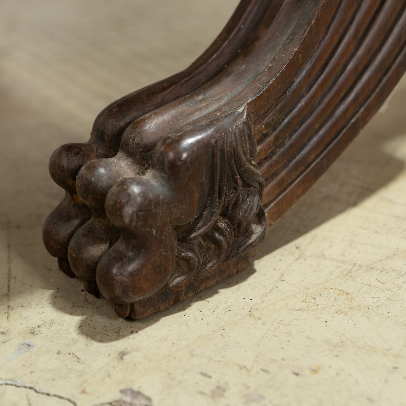 Anglo-Indian Settee - 13