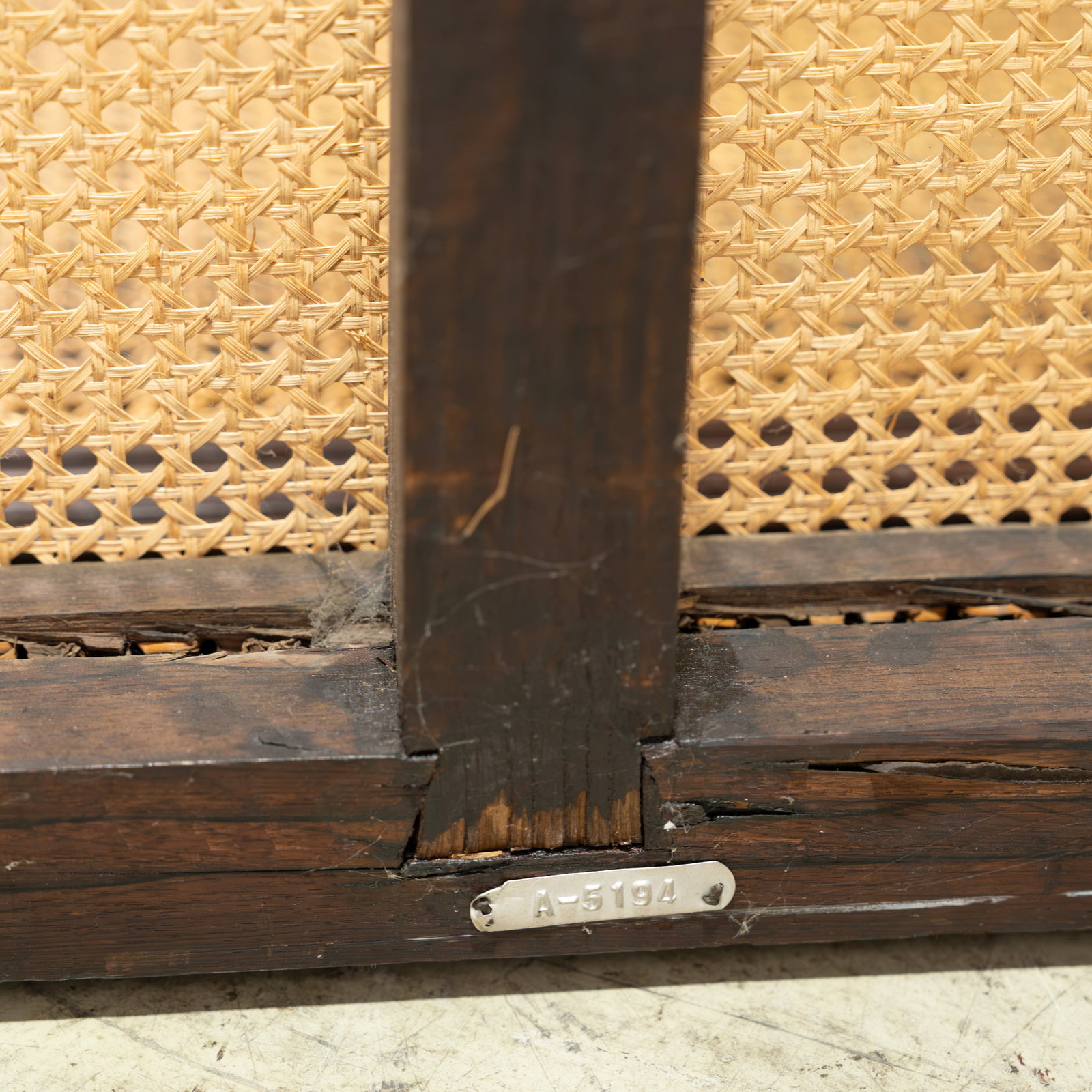 Anglo-Indian Settee - 19