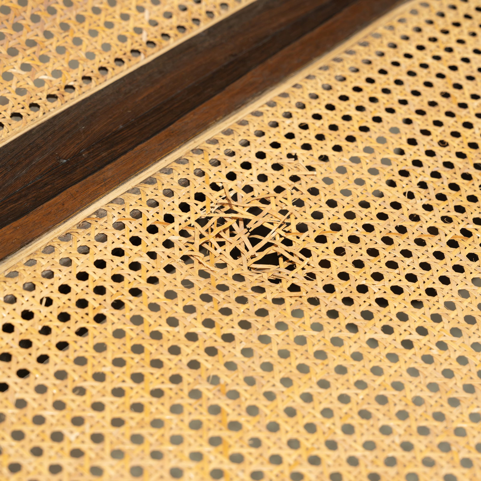 Anglo-Indian Settee - 9