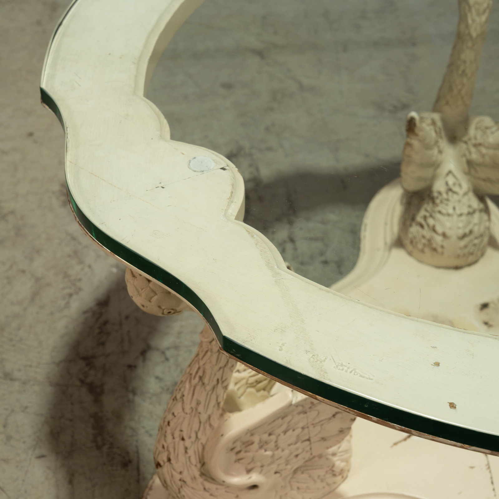 Swan Coffee Table - 8