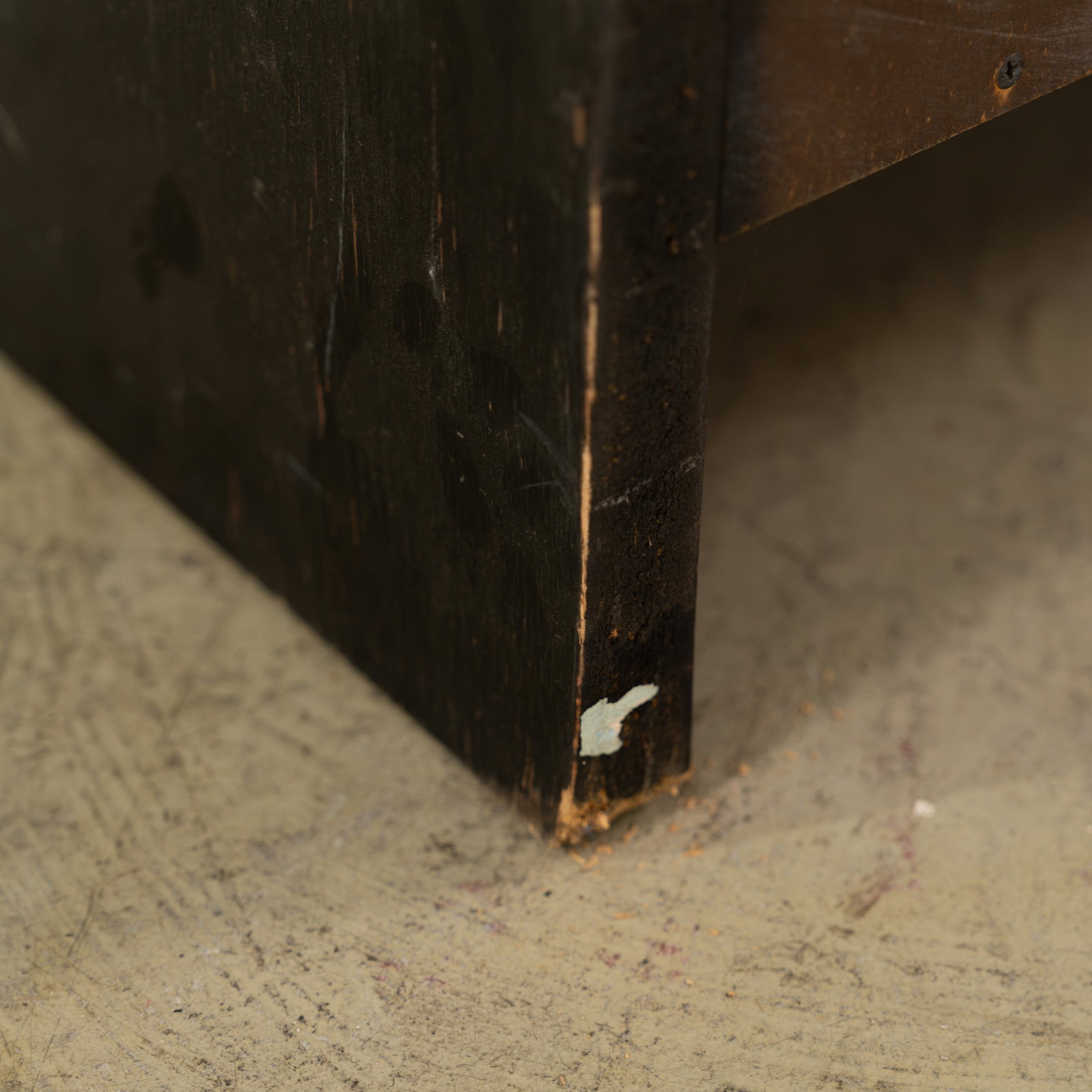Robert Baron - Wardrobe - 14