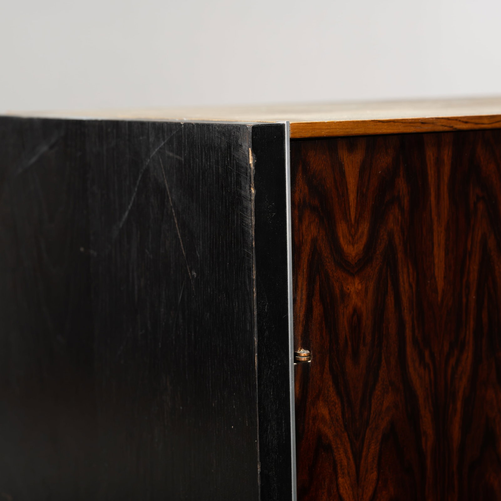 Robert Baron - Wardrobe - 9