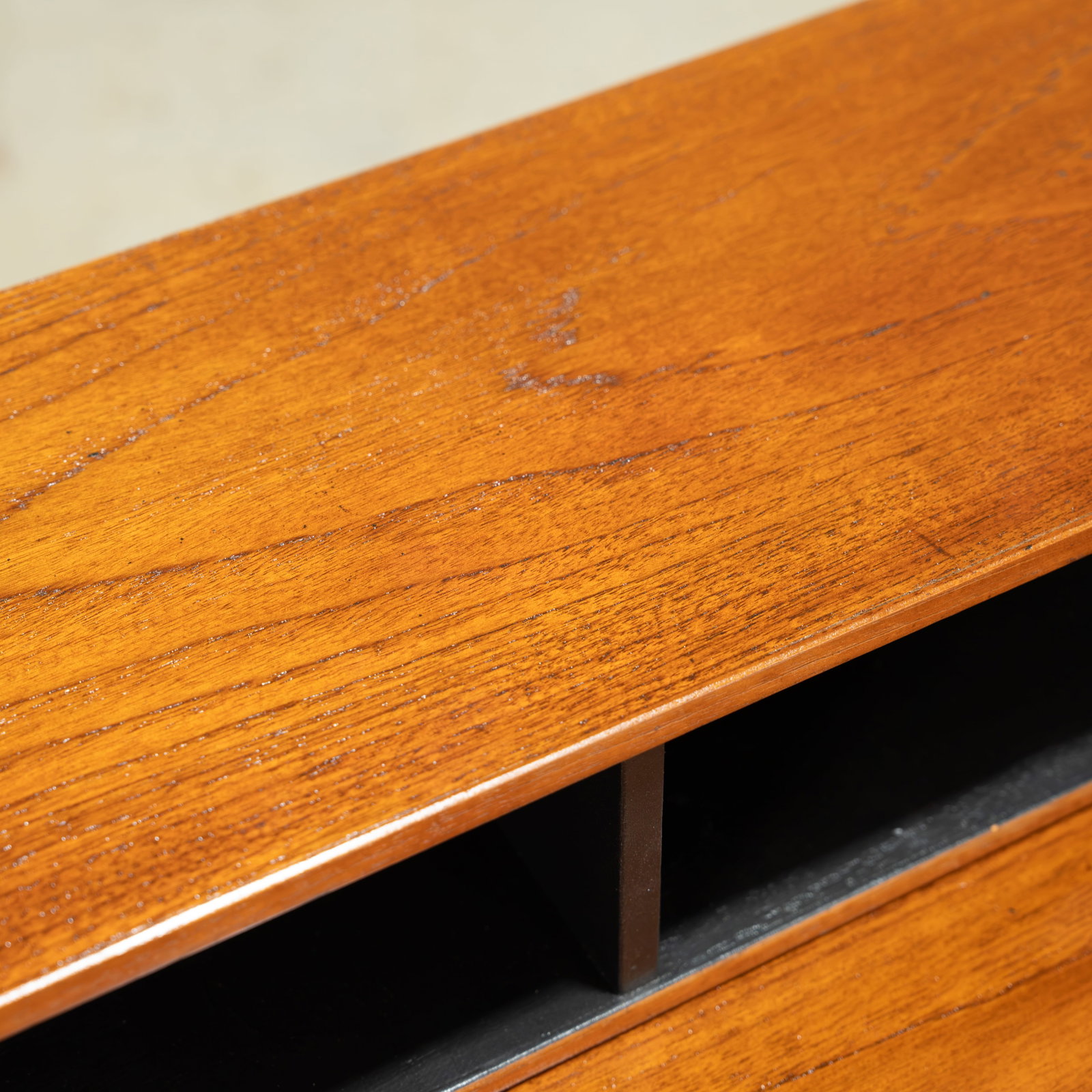Jens Quistgaard - Desk - 13