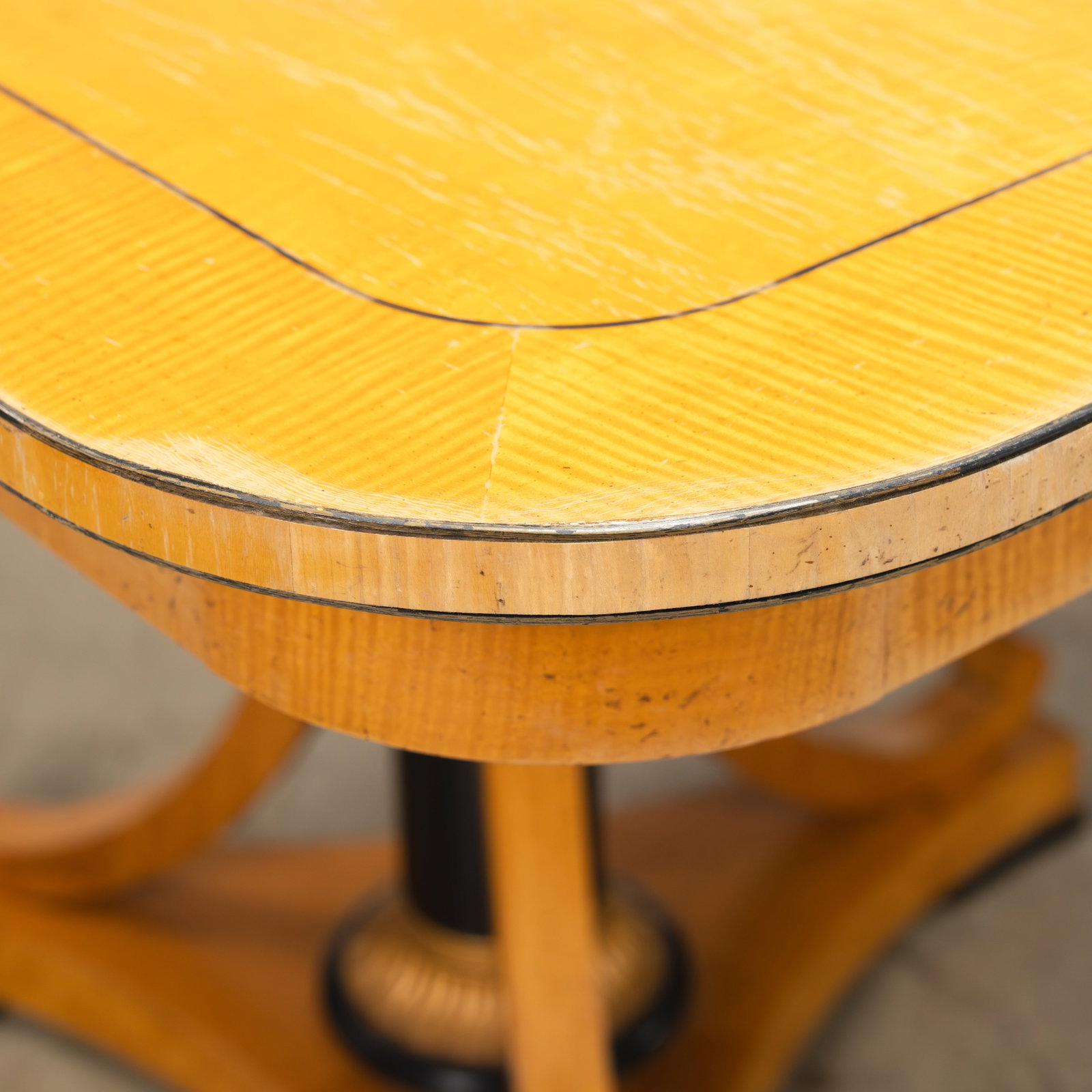 Baker - Dining Table - 3