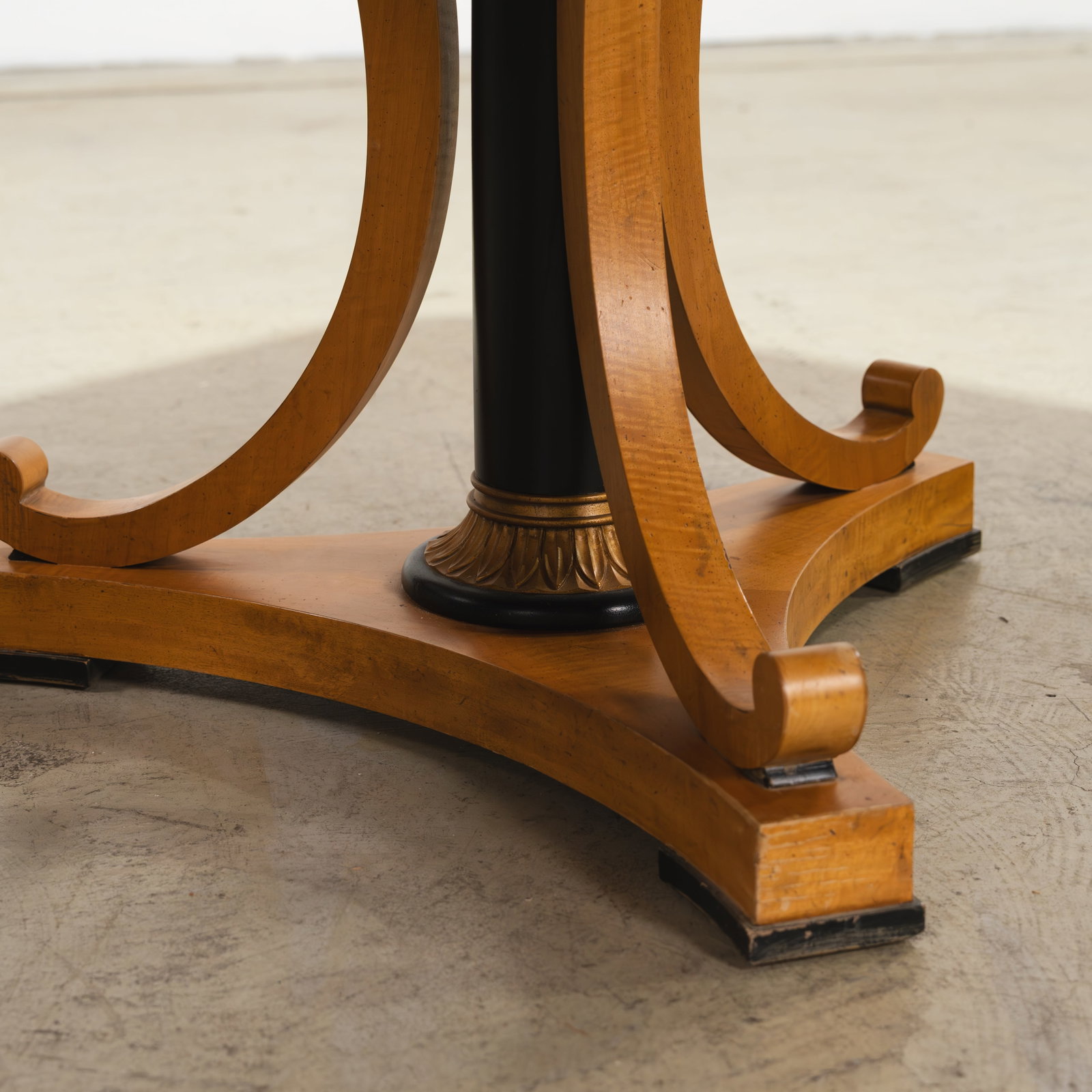 Baker - Dining Table - 6