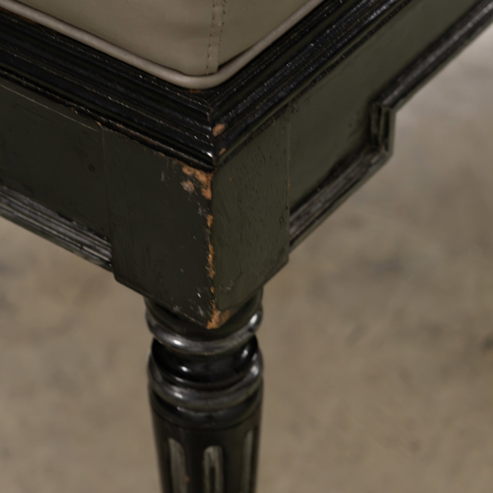 Designer Hall Bench - 5