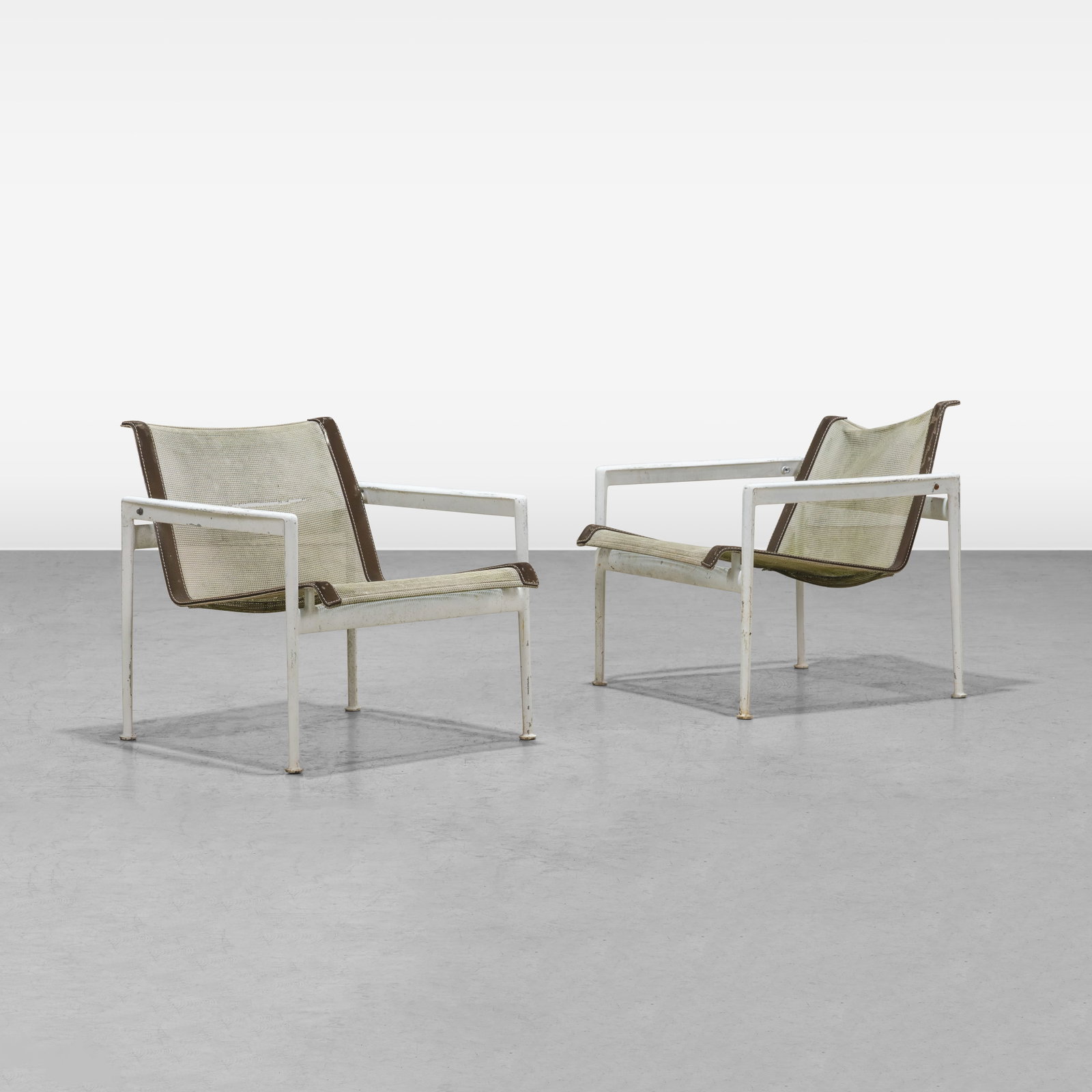 Richard Schultz - Patio Chairs: A pair of vintage patio chairs by Richard Schultz for Knoll. All measurements are in inches. Height x Width x Depth