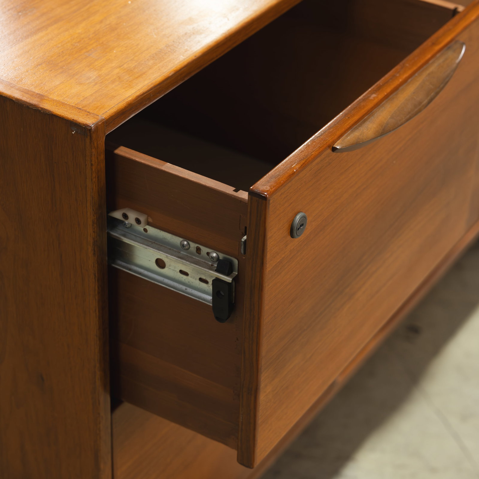 Jens Risom - Credenza - 6