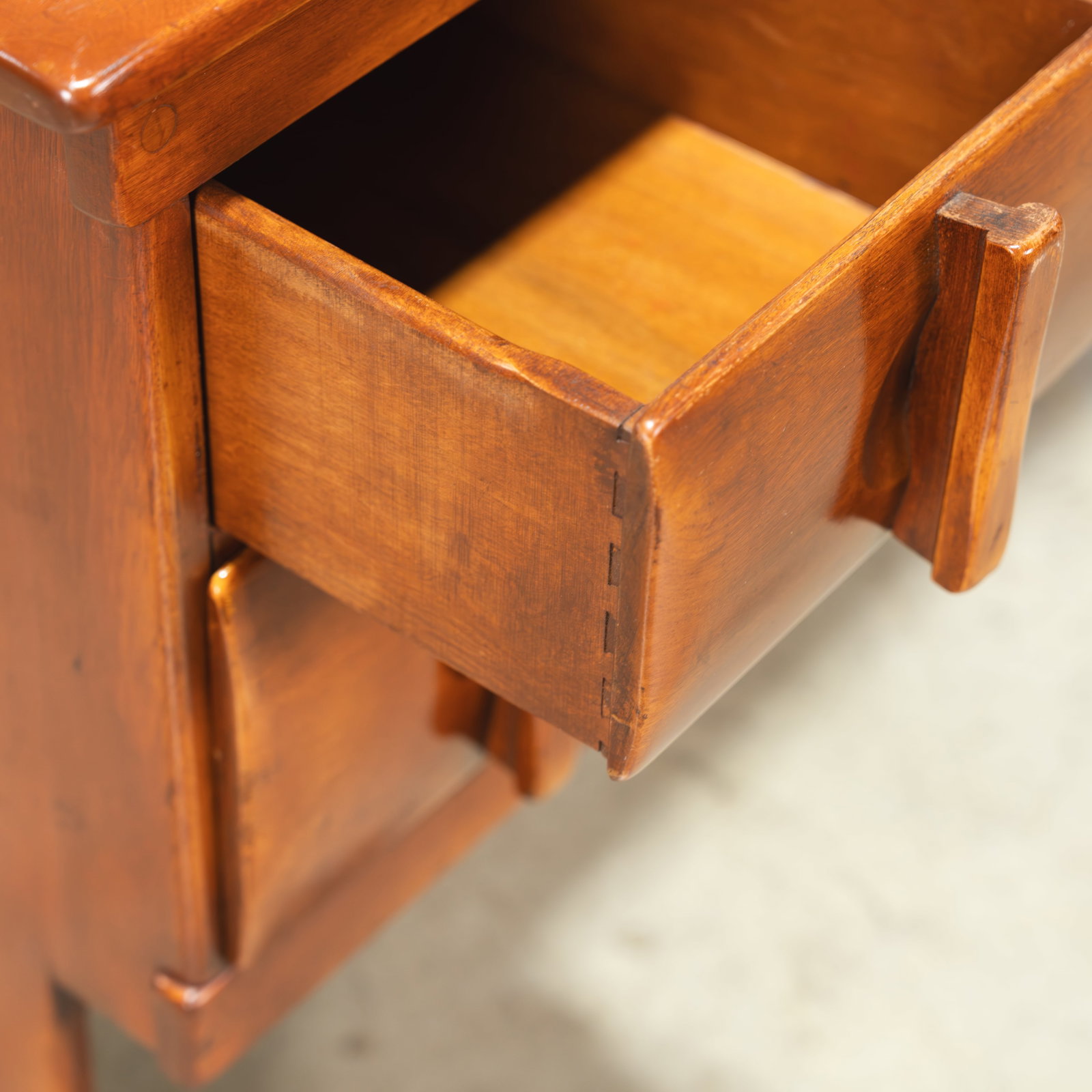 Herman Devries - Desk - 4
