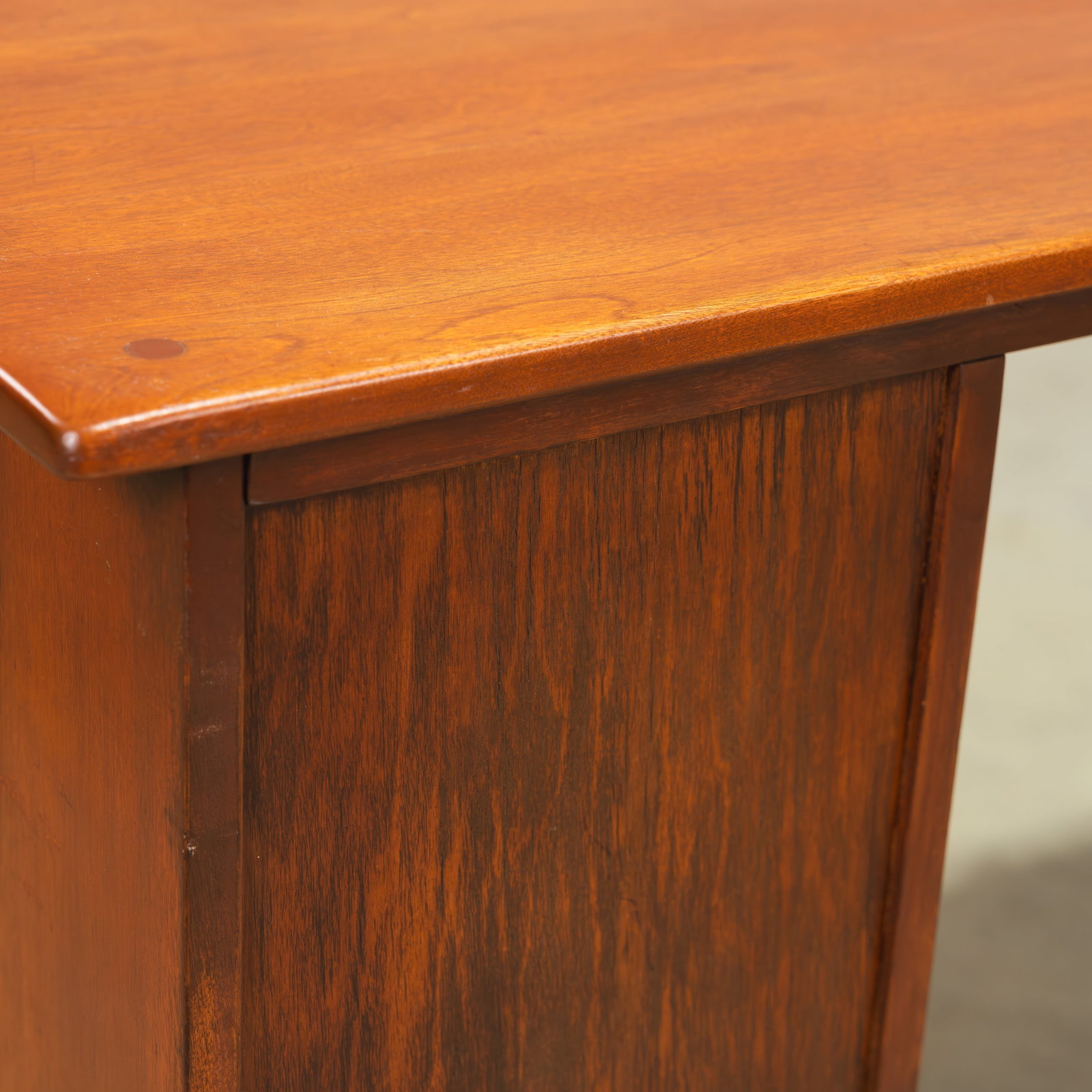 Herman Devries - Desk - 6