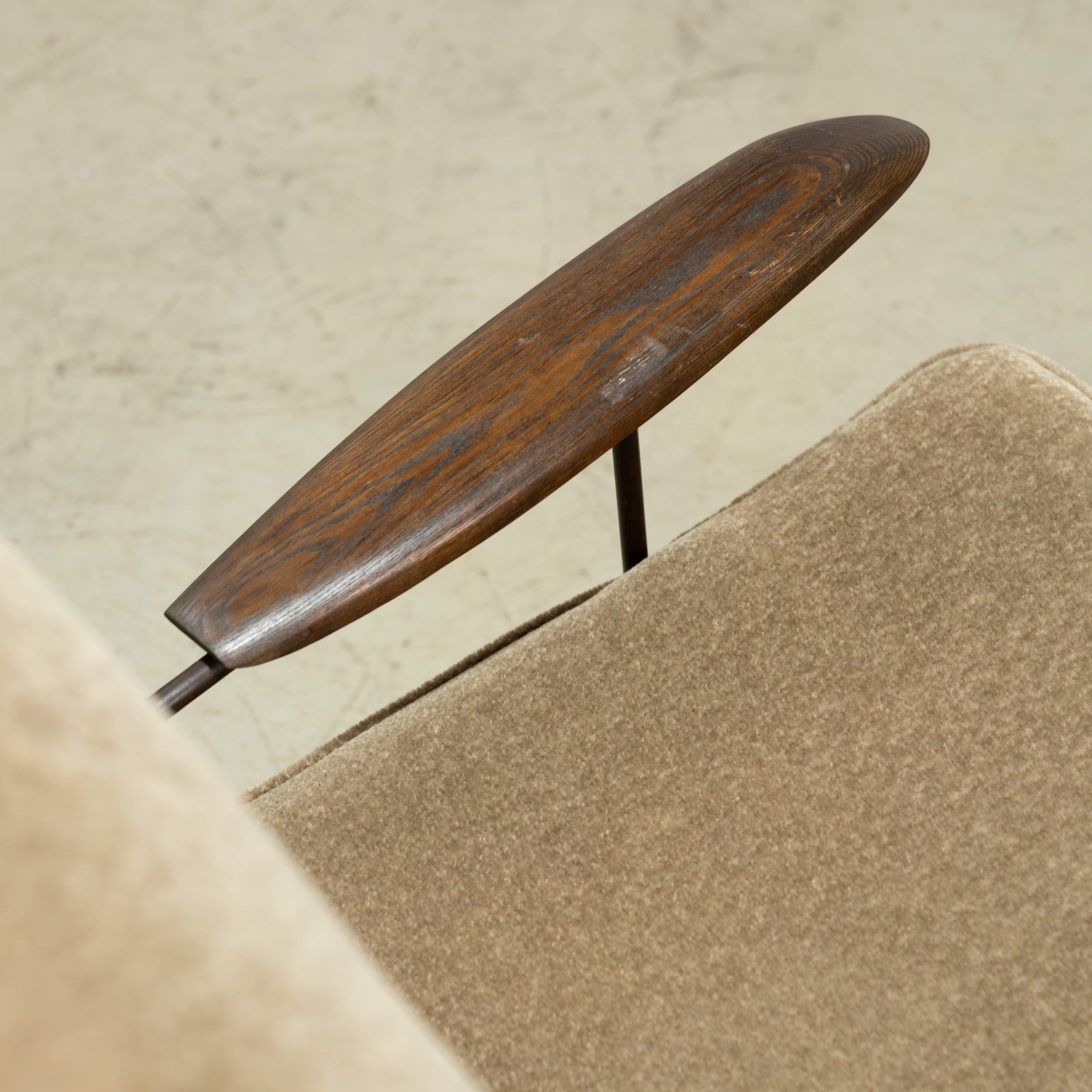 Max Stout - Loveseat - 4