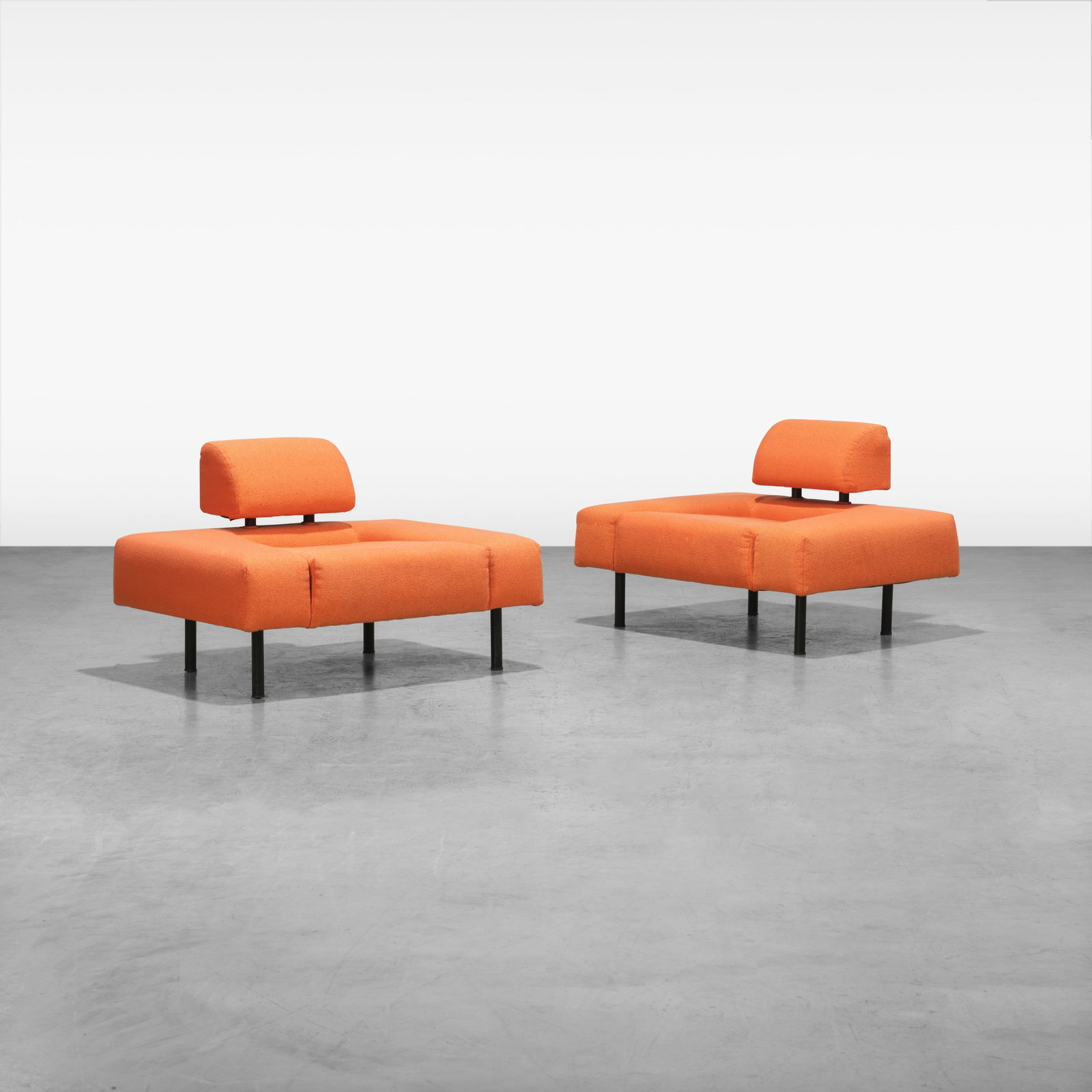 Rob Eckhardt - Lounge Chairs: A pair of “Pouffe Garni” lounge chairs designed by Rob Eckhardt for Pastoe, Netherlands. All measurements are in inches. Height x Width x Depth