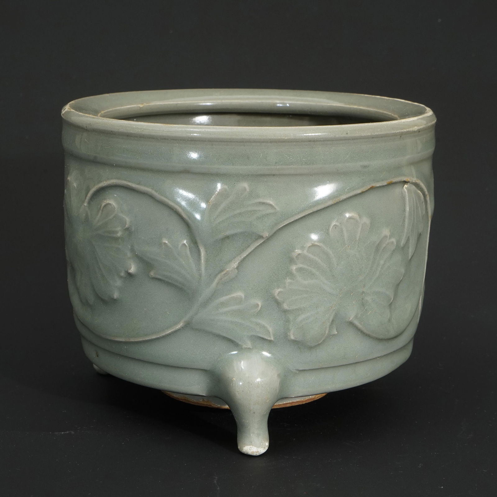 A LONGQUAN KILN THREE-LEGGED INCENSE BURNER (1 of 6)