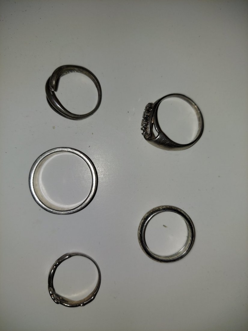 5 silver sterling rings .7 ounces (1 of 6)