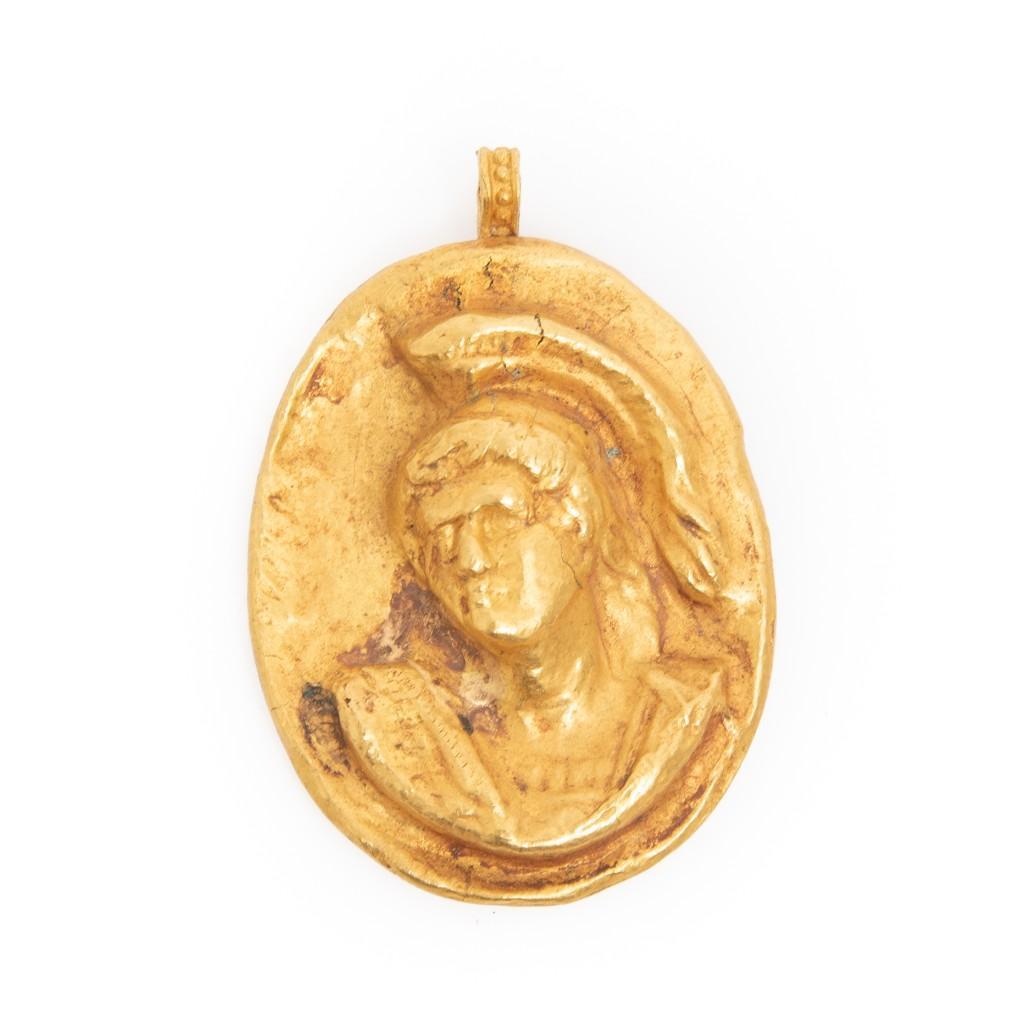 Roman empire period pendant high karat gold (1 of 5)