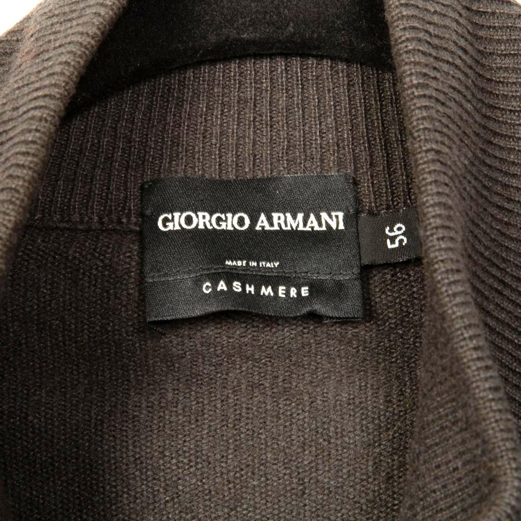 Giorgio Armani Cashmere Zip Up Sweater: Giorgio Armani cashmere zip up Sweater with zipper pockets Size 56