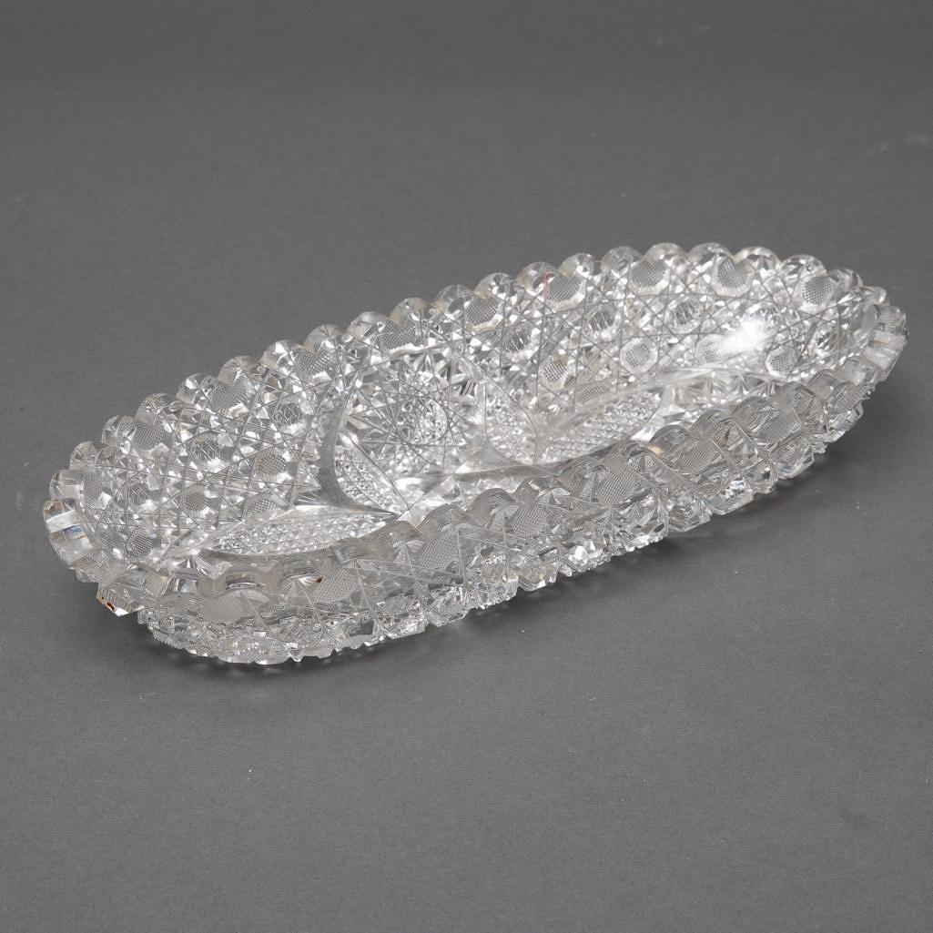 1970's cut glass bowl: 1970's cut glass bowl. measures 11.5" L x 4 5/8"W x 2"H. Excellent condition.