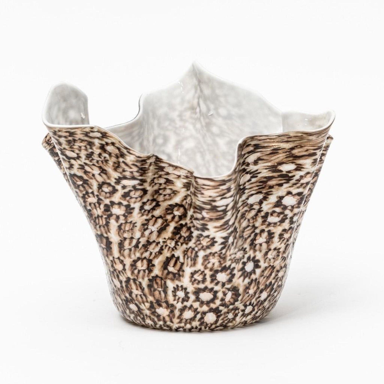 Fratelli Toso Handkerchief Vase Circa 1960: Murano mid century modern art glass by Fratelli Toso Handkerchief Vase form, Murano, Italy, c. 1960, Measures 7.5"H x 9"D approx. Good Condition.