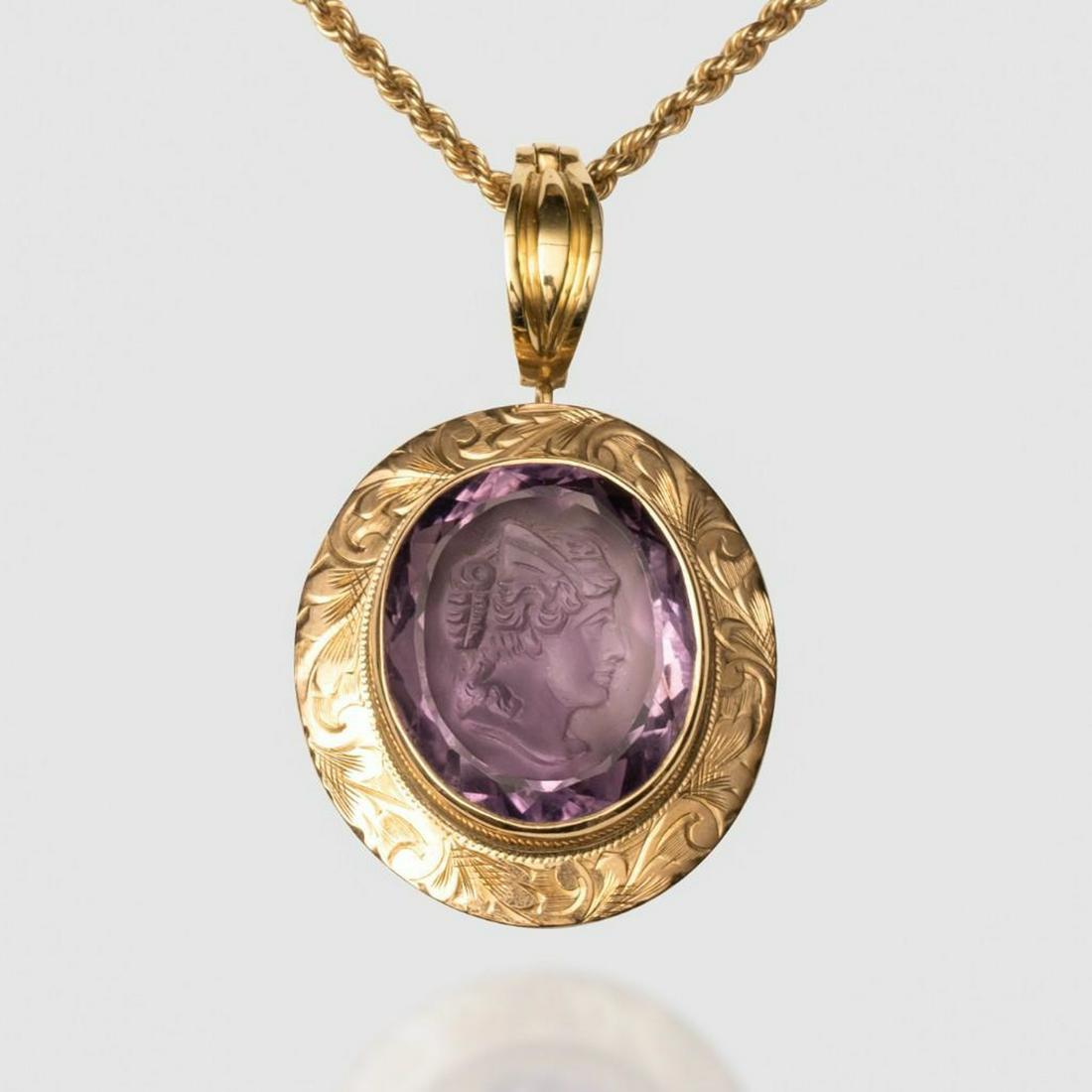 GIA, Necklace, 14K gold amethyst cameo necklace (1 of 5)