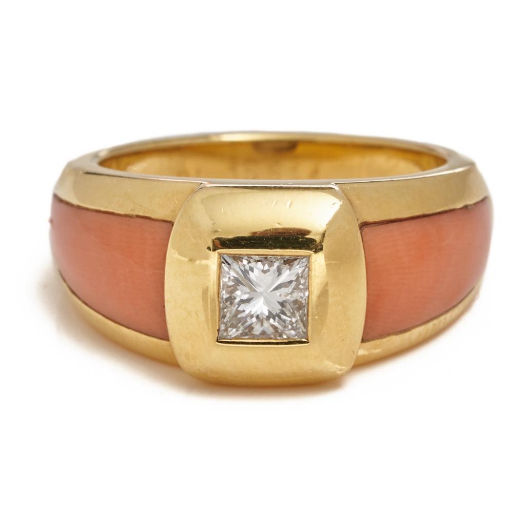 Van Cleef & Arpels Signed 18K diamond and coral ring (1 of 4)