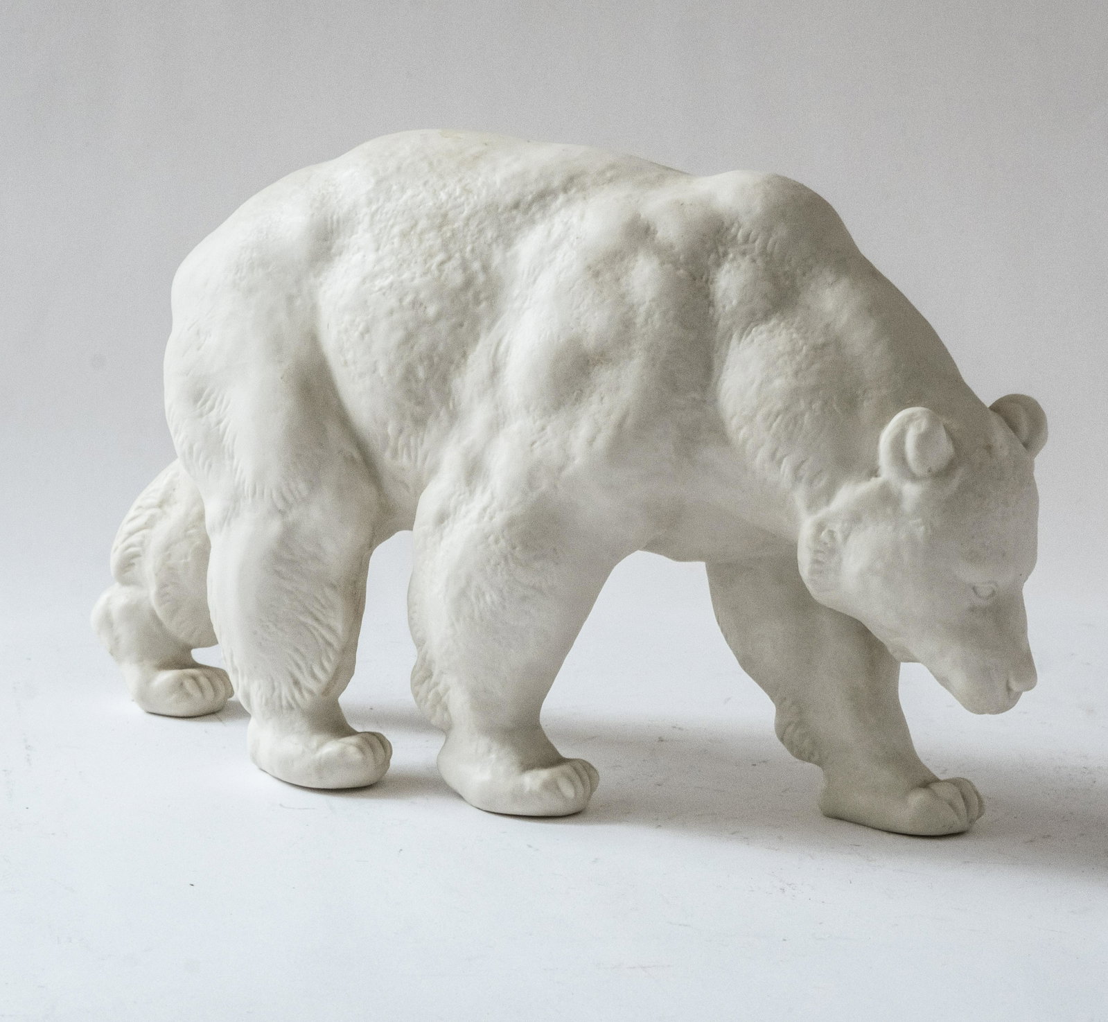 Large Hutschenreuther Porcelain Figure of a Polar Bear 7.25" x 12.5" x 3.5": Large Hutschenreuther Porcelain Figure of a Polar Bear "Polar Bear"; Circa 1940s; Porcelain; Hallmark Stamped on Front Right Foot. marked Hutschenreuther Kunstabteilung 7.25" x 12.5&quo