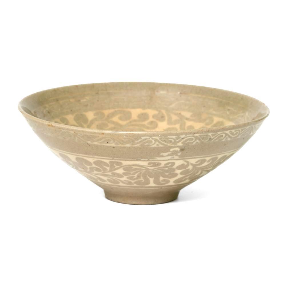 Korean Antique Ceramic Bowl, Green Slip Decoration (1 of 6)