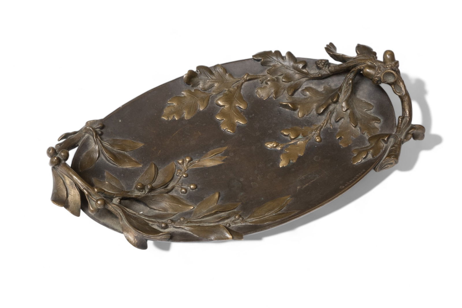 Signed Art Nouveau Bronze Tray: Signed Guenardeau Art Nouveau Bronze Tray Guénardeau is a renowned French artist known for his work in the Art Nouveau style, particularly in the creation of inkwells and desk accessories. Coll