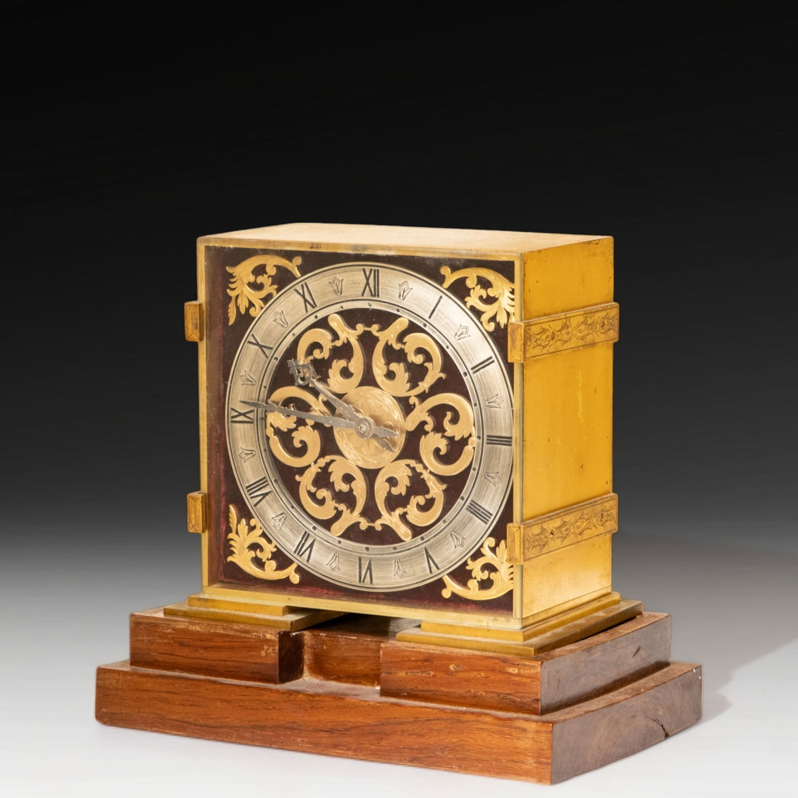 French Art Deco Gilt Bronze Clock (1 of 9)