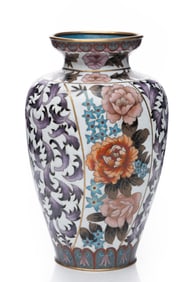 Estate Quality Chinese Cloisonne Chrysanthemum Vase