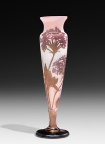 Galle Cameo Art Glass Vase, Early 20th Century