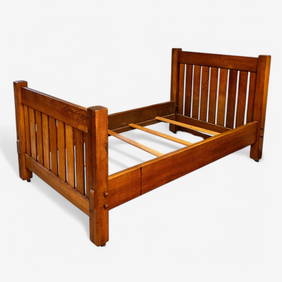 Gustav Stickley Signed Mission Oak Bed, Early 20th Century (1 of 17)