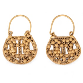 Rare Pair of Byzantine Gold Earrings dating to the 7th - 9th century AD
