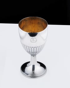 Georgian English Sterling Silver Goblet with Gilt Wash and Family Crest, 1821, 236 Grams