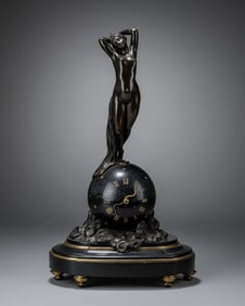 Art Nouveau Sculpture Mantel Bronze Clock with Half-hour Strike On Gong, circa 1900