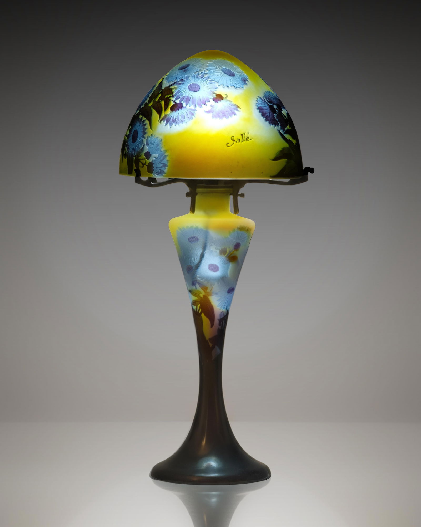 Signed Emile Galle 17" Art Nouveau Cameo Glass Cineraires Lamp, Circa 1910 (1 of 11)