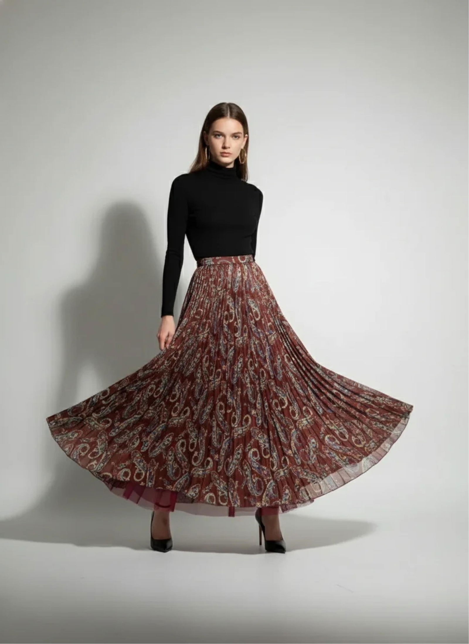 Joaquin Perez Valette Pleated Silk Paisley Skirt: Keywords: Designer Couture Women's Clothing, Designer Couture Long Silk Pleated Skirt, One-of-a-Kind, Rare Vintage, Vintage clothes shops near me, Unique vintage clothing, Vintage clothing near me, Pr