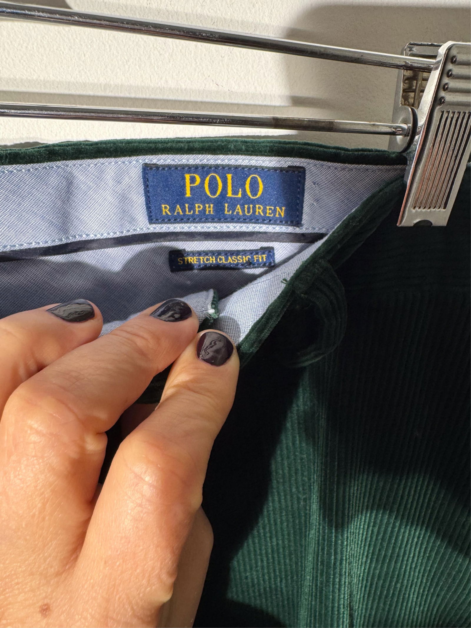 Polo Ralph Lauren, Men's Green Corduroy Pants, Blazer Not Included: Keywords: Designer Brand Auctions, Luxury Clothing Sale, High-End Fashion Auctions, Exclusive Designer Apparel, Vintage Designer Clothing, Rare Fashion Auction, Pre-Owned Luxury Fashion, Designer, Han