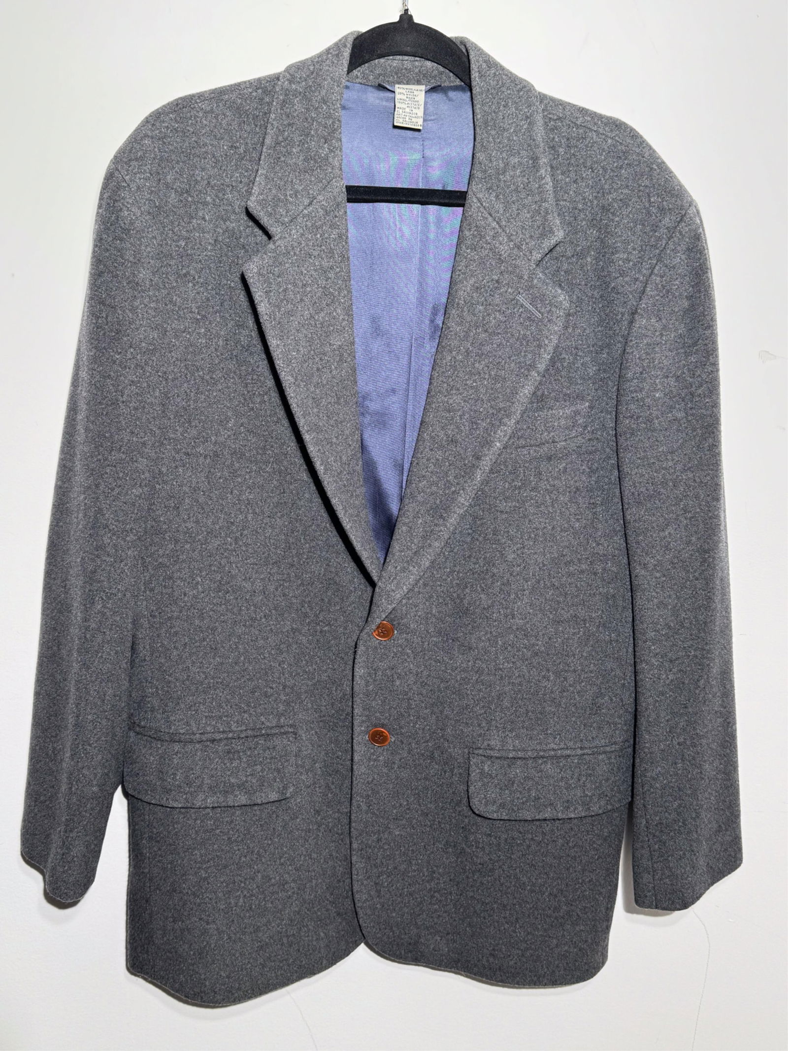 Men's Grey Wool Designer Blazer Jacket, Label Removed, 38R: Keywords: Mens Designer, Unstructured Sport Jacket, Luxury Clothing Sale, High-End Fashion Auctions, Exclusive Deigner Apparel, Vintage Designer Clothing, Rare Fashion Auction, Pre-Owned Luxury Fashio