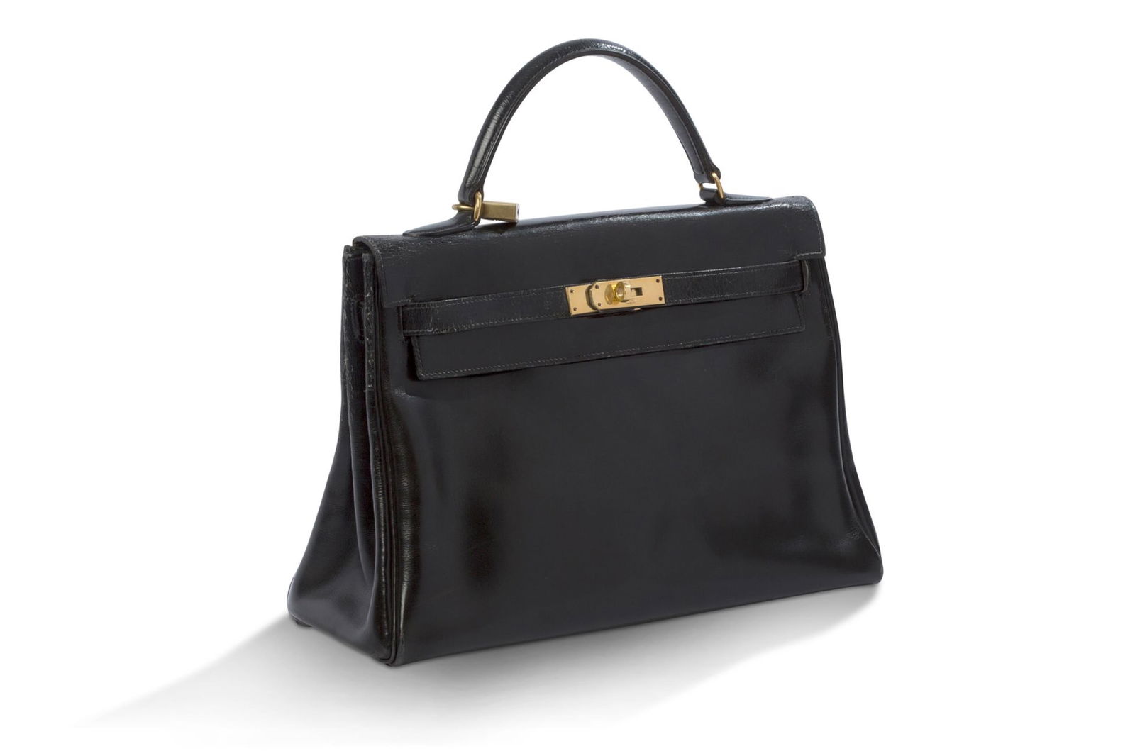 HERMÈS BLACK CALF BOX LEATHER RETOURNÉ KELLY 32 WITH GOLD HARDWARE (1 of 20)