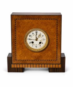 Vienna Secession Jugendstil Burl Veneer Mantel Clock, Circa 1910–1930