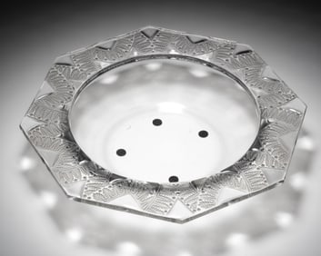 René Lalique Signed Glass Centerpiece Bowl with Etched Leaf Rim, Circa 1930
