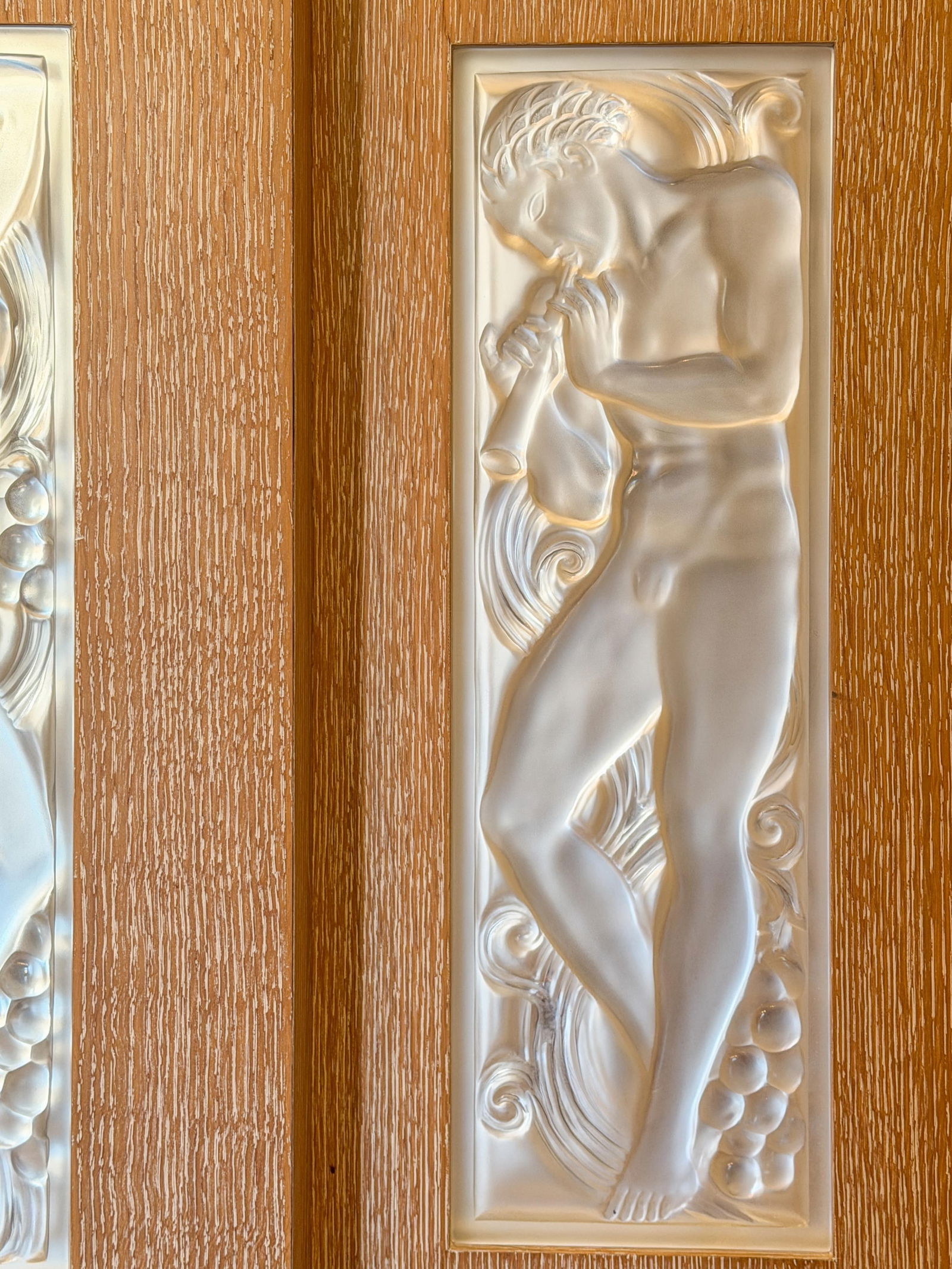 Lalique Paris Bar / Counter Lalique with multiple lalique art glass panels - 6