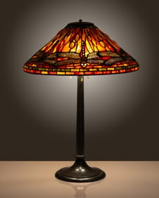 Signed American Art Glass Studio Dragonfly Leaded Glass Table Lamp, 20th Century