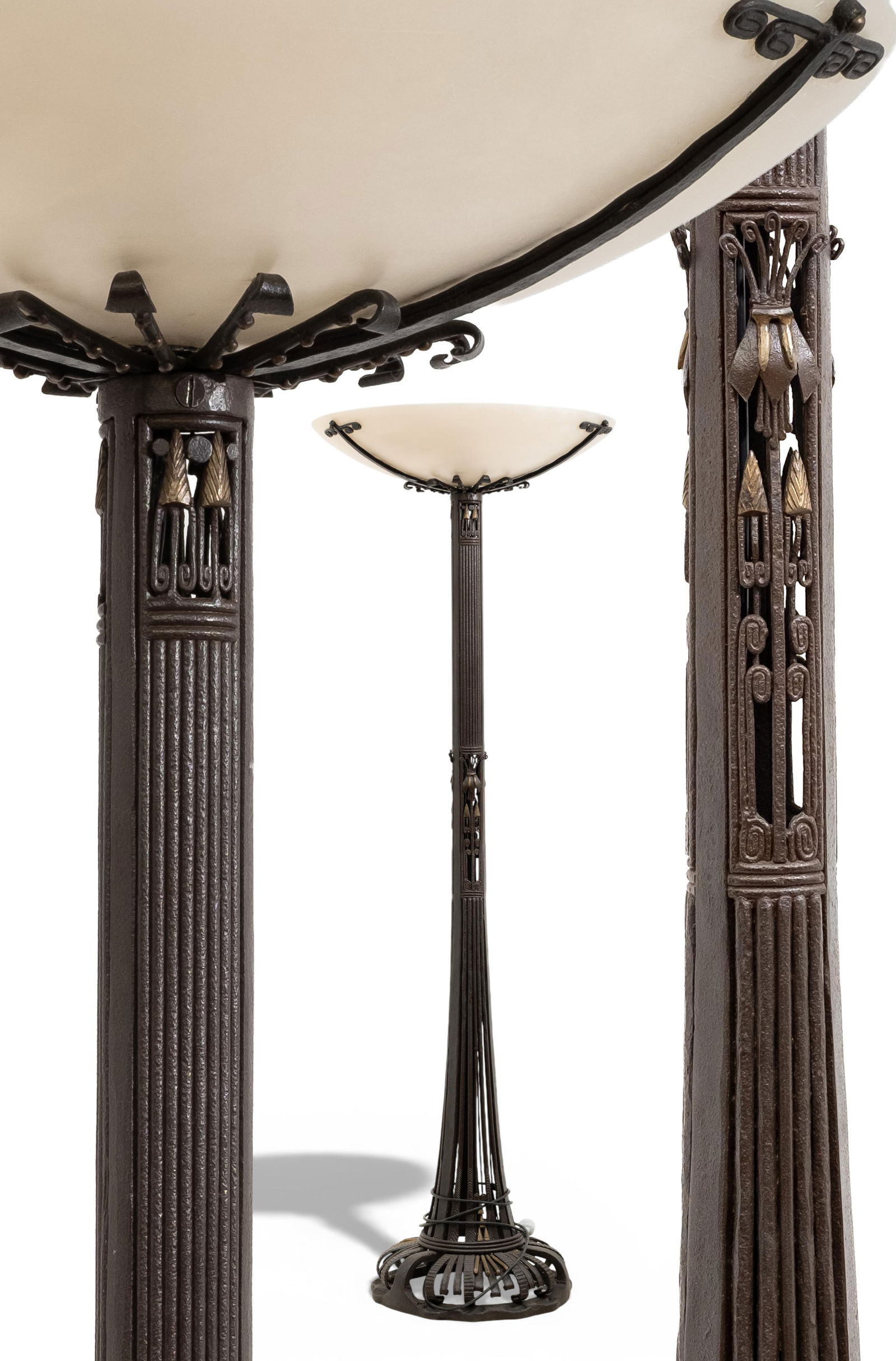 Paul Kiss or Edgar Brandt Art Deco Wrought Iron and Alabaster Floor Lamp, Circa 1930: Keywords: French Art Deco lighting, antique floor lamp, wrought iron lamp, bronze and alabaster light, geometric design lamp, early 20th century lighting, Paris metalwork, decorative arts lamp, sculpt